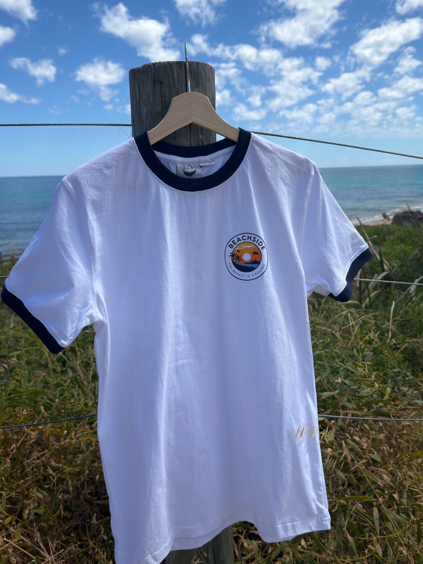 Paradise - Unisex Modern Fit Short Sleeve Tee